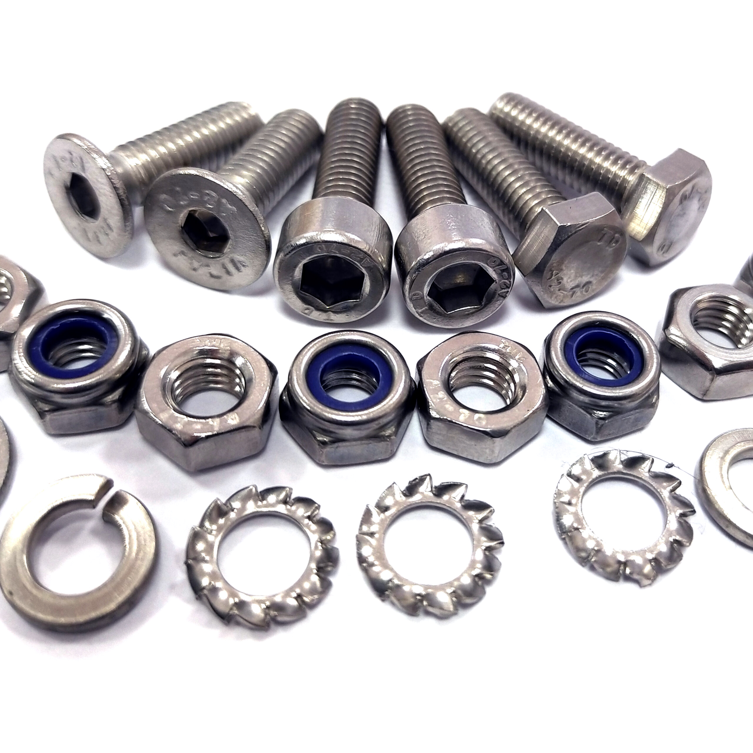 Tornillería de acero inoxidable para uso profesional